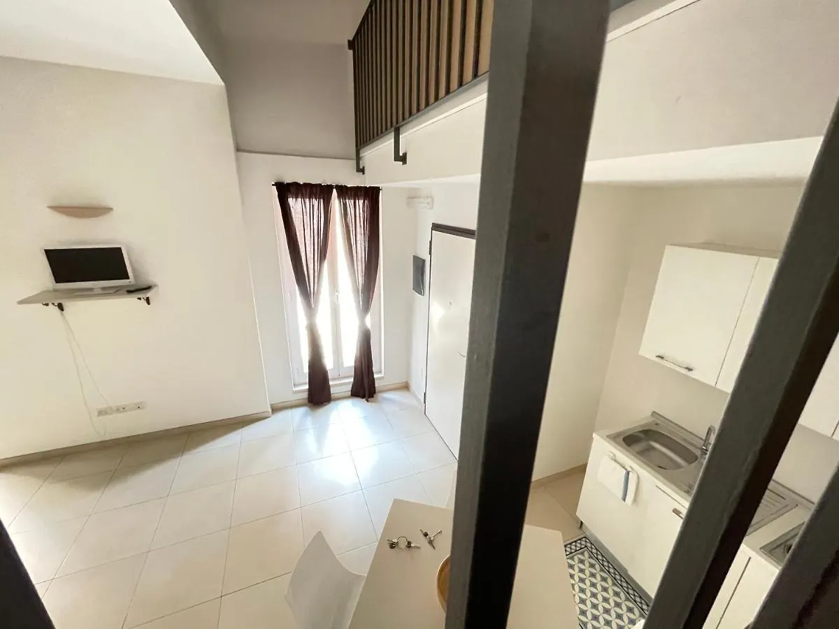 Casa Mamma Elvira Bed & Breakfast Lecce 0*,